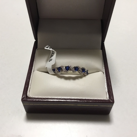 Ring - Picture 1 of 3